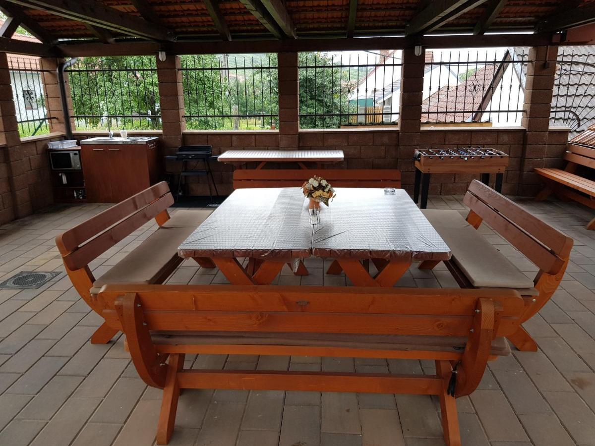Sklep U Cejku Villa Mutěnice Exteriör bild