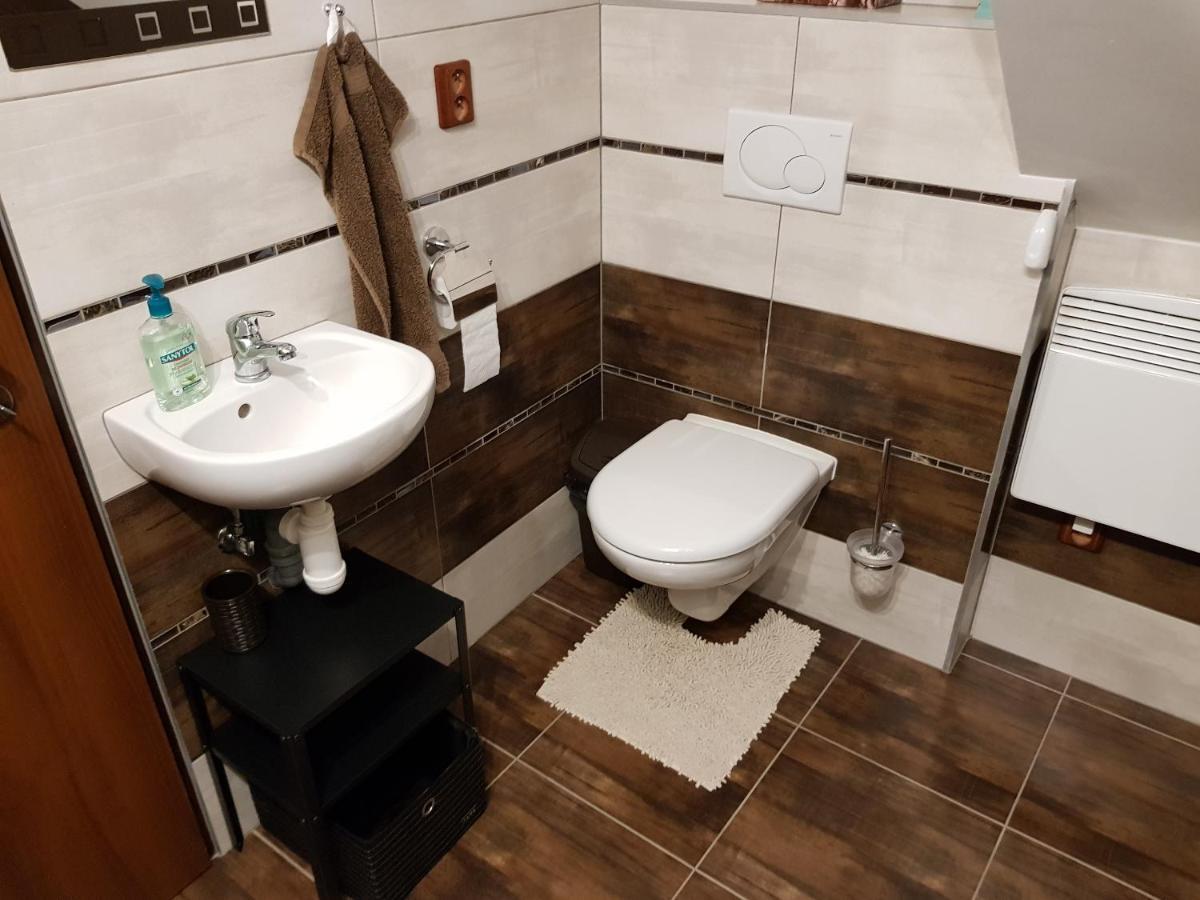 Sklep U Cejku Villa Mutěnice Exteriör bild